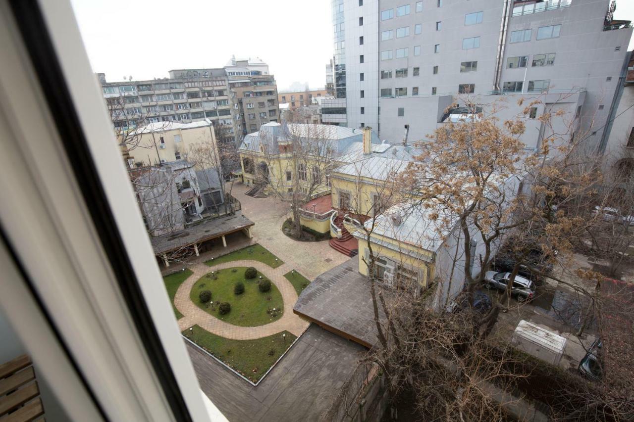 Central Up Studio Bucharest Exterior photo